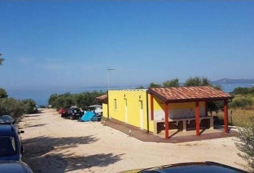 ホテル Relax Camp