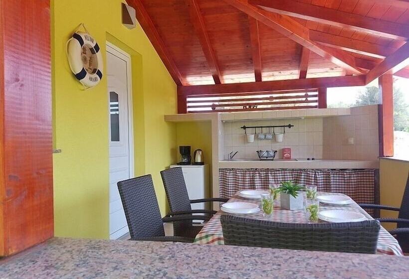 ホテル Relax Camp