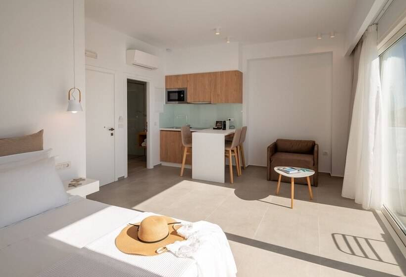 Пансион Ninemia Luxury Residence