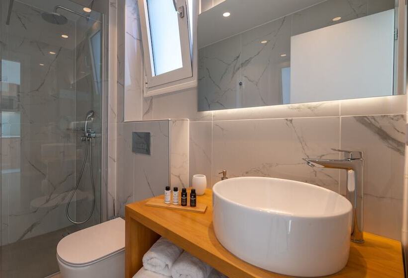 Пансион Ninemia Luxury Residence