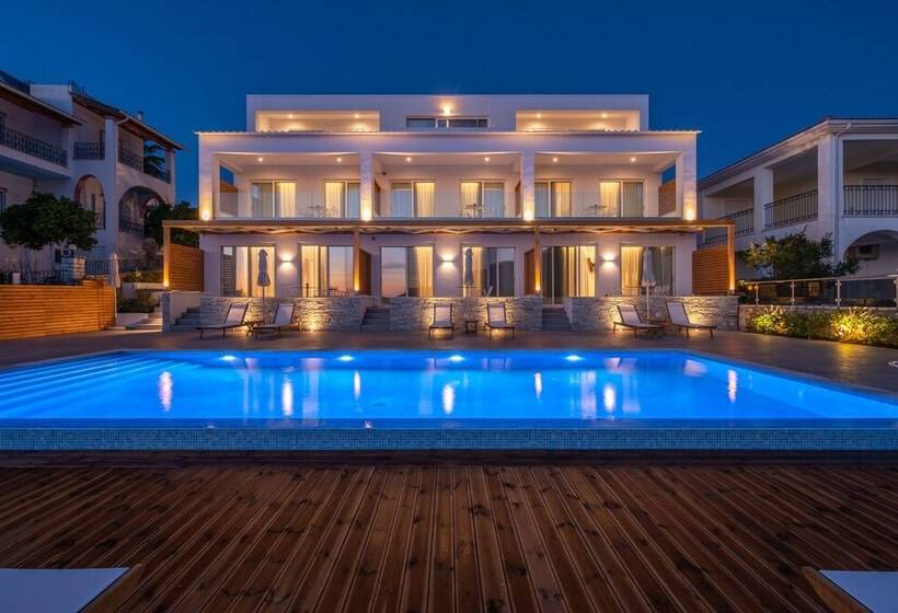 Пансион Ninemia Luxury Residence