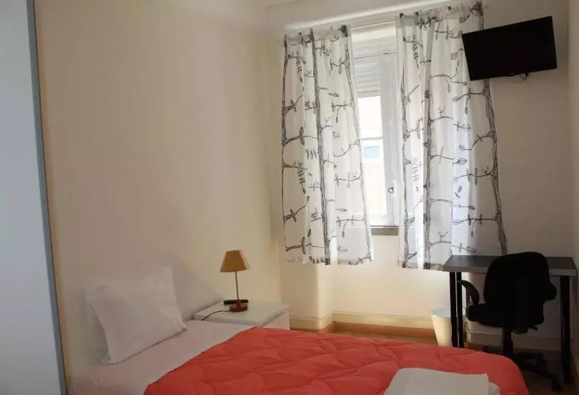 پانسیون Residence Metro Alameda