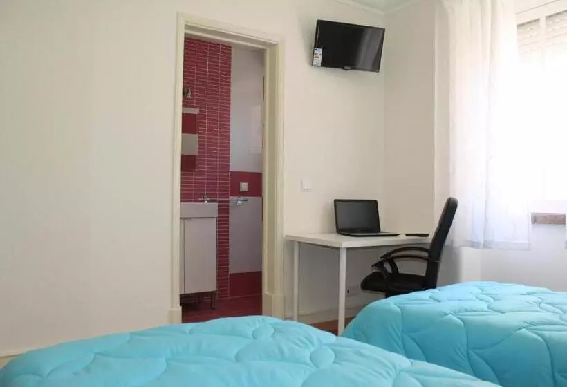 پانسیون Residence Metro Alameda