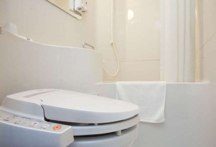 Super Hotel Jr Shin Osaka Higashiguchi