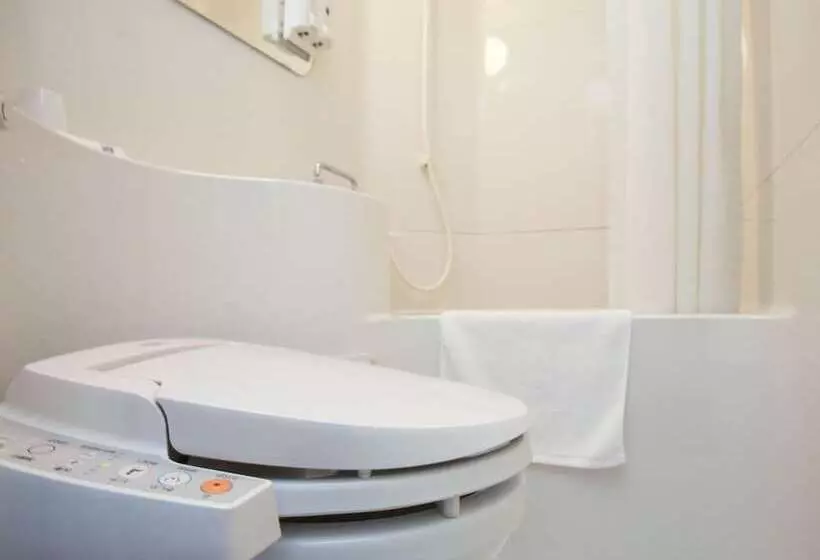 Super Hotel Jr Shin Osaka Higashiguchi