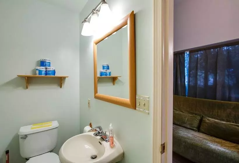 19mbr   Hot Tub   Sauna   Bbq   Pets Ok   Wifi   Sleeps 10