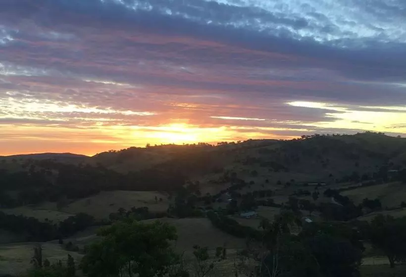 Aamiaismajoitus (B&B) Inspiring Views Artisan Homestead