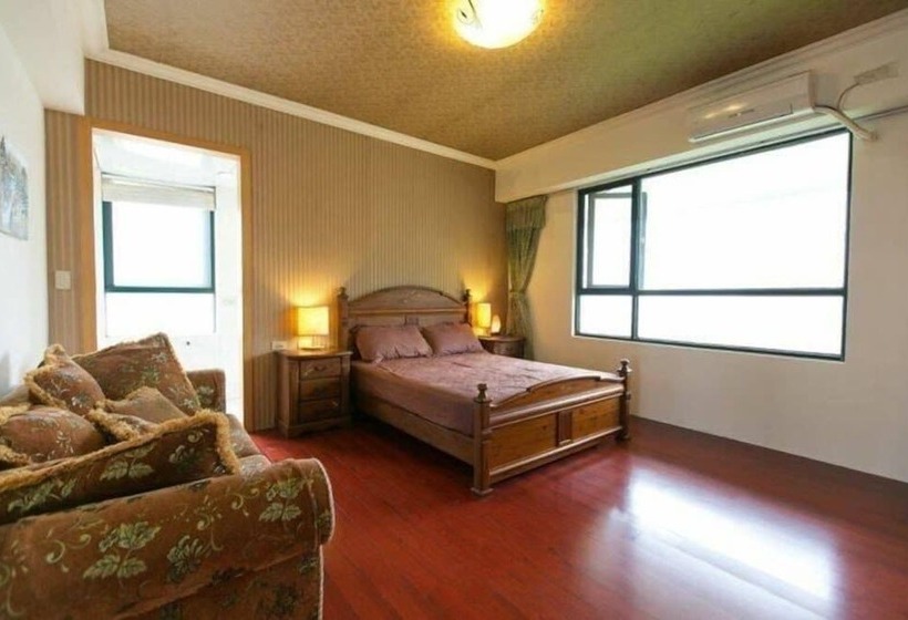 تختخواب و صبحانه Stay Spring