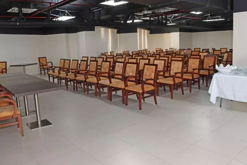 Costa Bahia Hotel Paseo Caribe