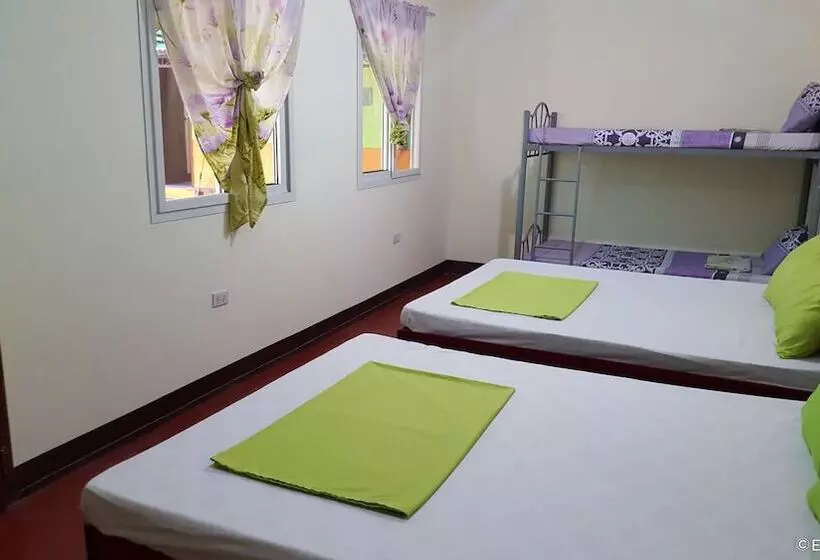 Hotelli Natuas Cabin