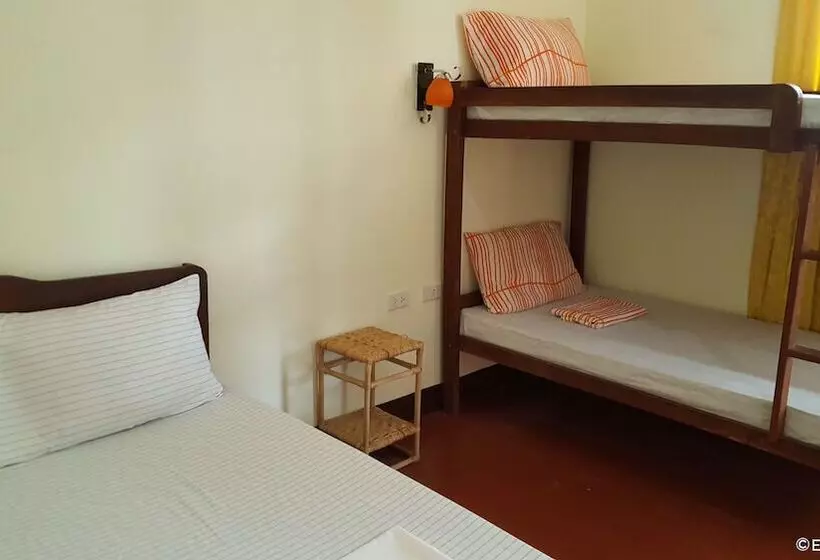 Hotelli Natuas Cabin