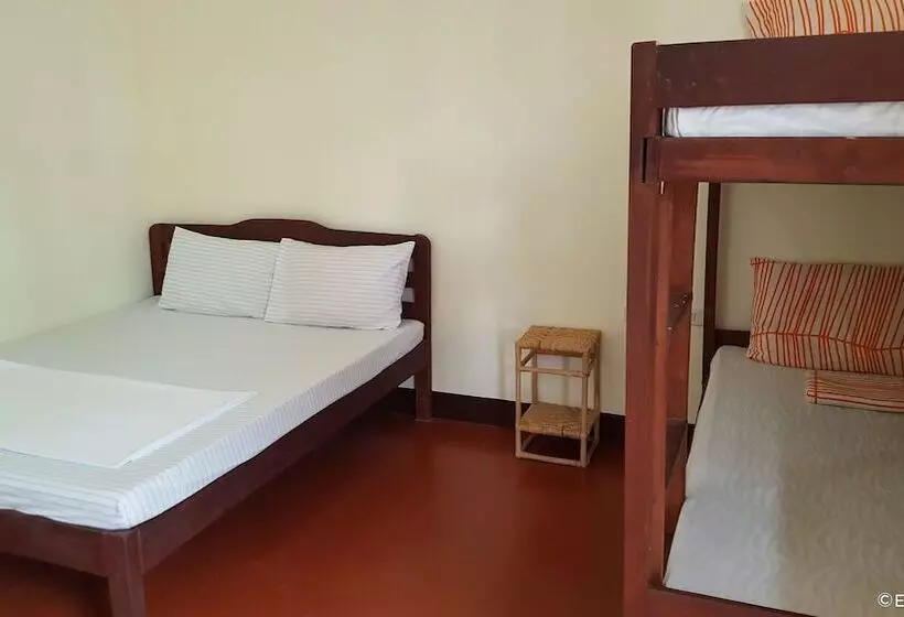 Hotelli Natuas Cabin