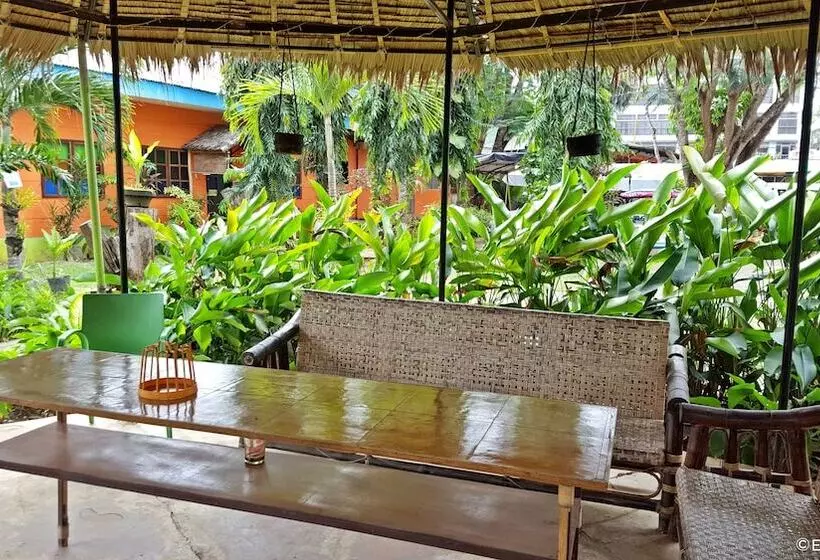 Hotelli Natuas Cabin