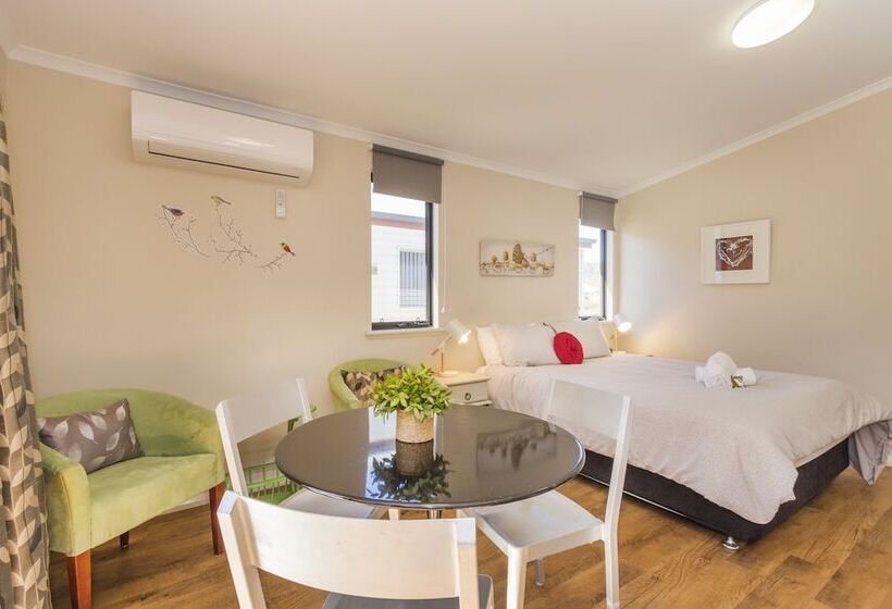 Отель Tasman Holiday Parks  Serpentine Falls