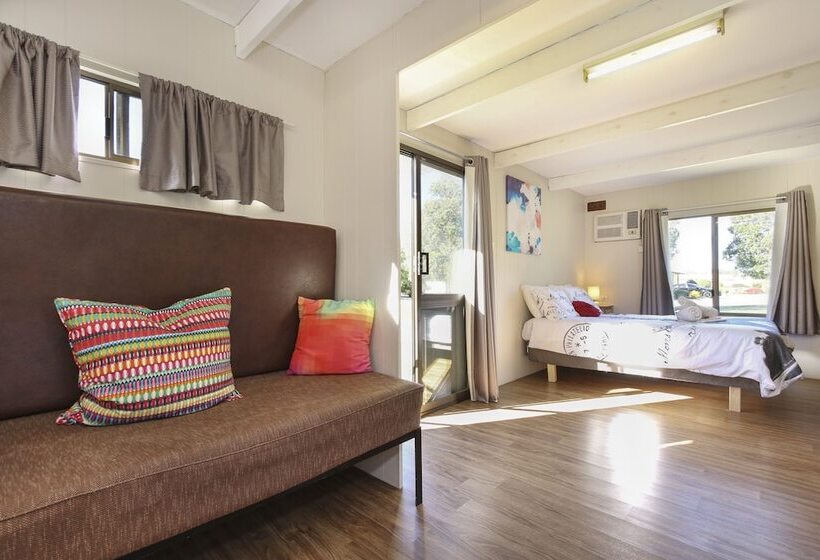 Отель Tasman Holiday Parks  Serpentine Falls