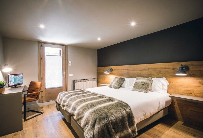 Intrepid Hotel Rural