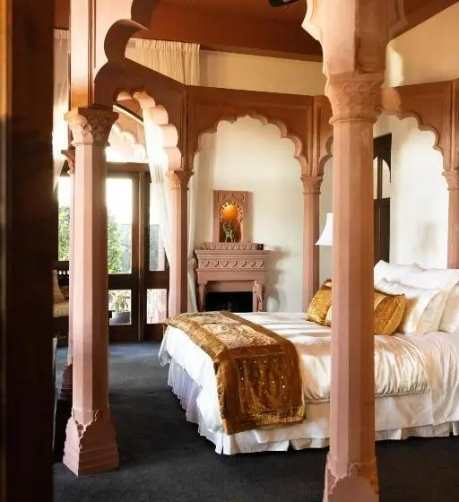 Jodhai Bai Retreat