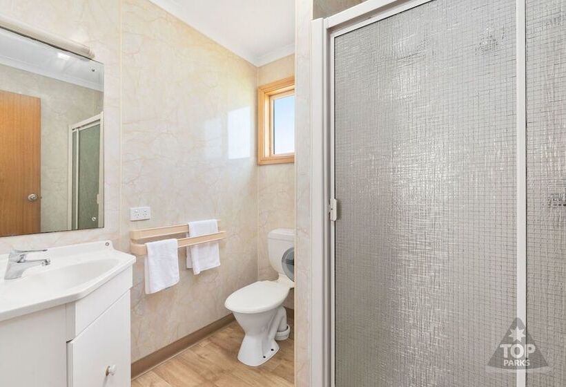 Moana Beach Tourist Park