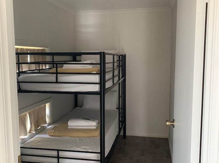 Moana Beach Tourist Park