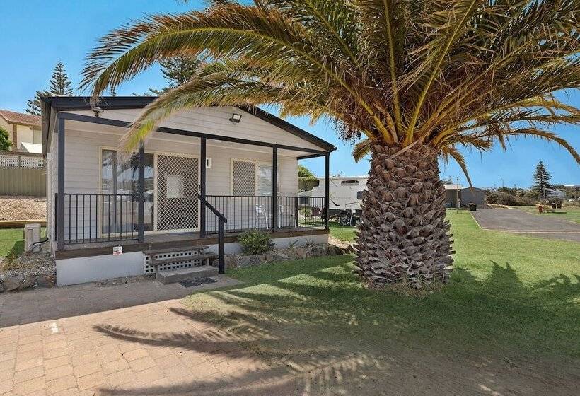 Moana Beach Tourist Park