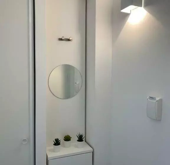 Moov Appart Hotel Clichy