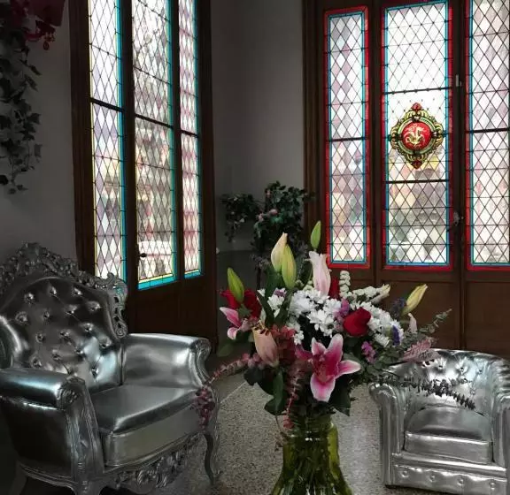 ペンション Chateau De La Prade