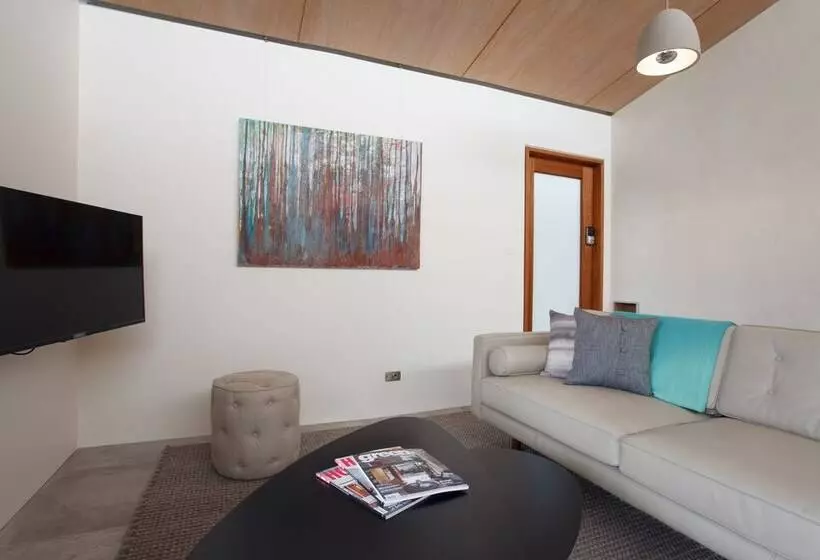 ペンション Studio 367