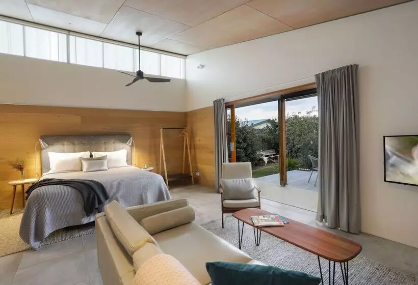 ペンション Studio 367