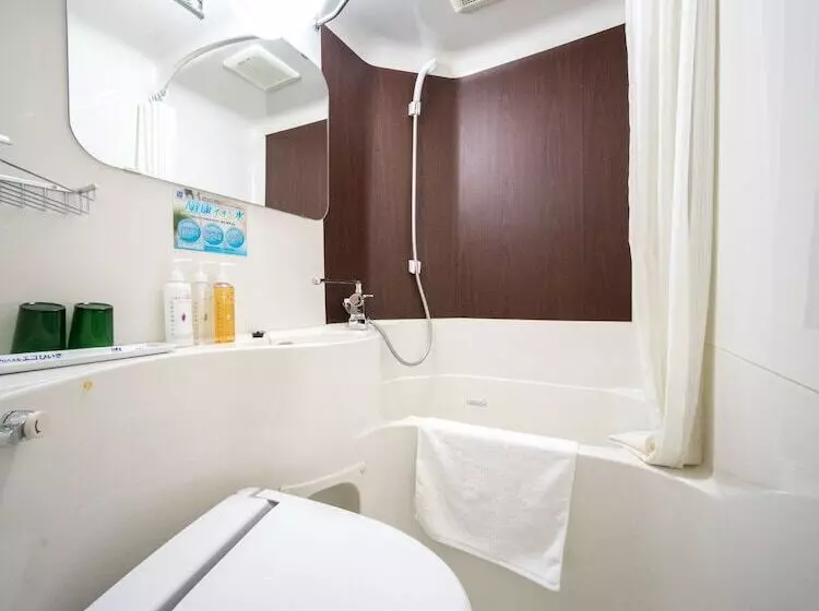 Super Hotel Subway Tanimachi 4 Chome Exit 6