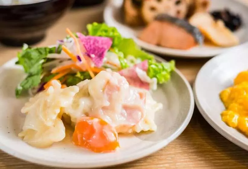 Super Hotel Subway Tanimachi 4 Chome Exit 6