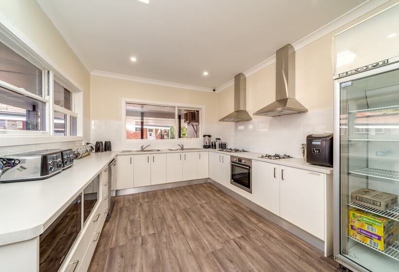 Black Sheep Motel Goulburn