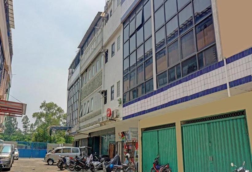 Hotel Oyo 4001 Kalideres Residence