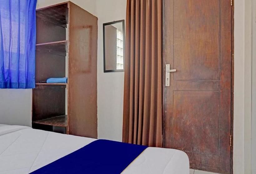 Hotel Oyo 4001 Kalideres Residence