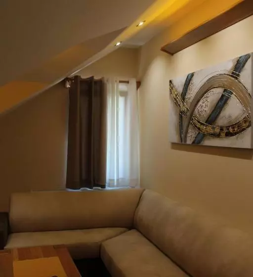 تختخواب و صبحانه Vila Madera Pribojska Banja