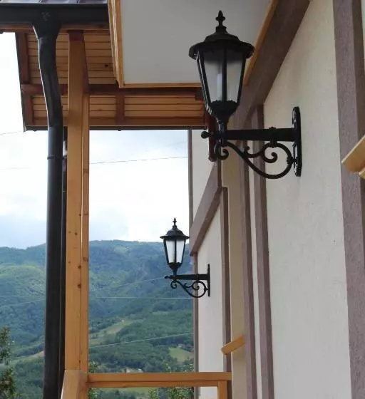 تختخواب و صبحانه Vila Madera Pribojska Banja