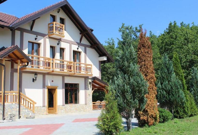 تختخواب و صبحانه Vila Madera Pribojska Banja