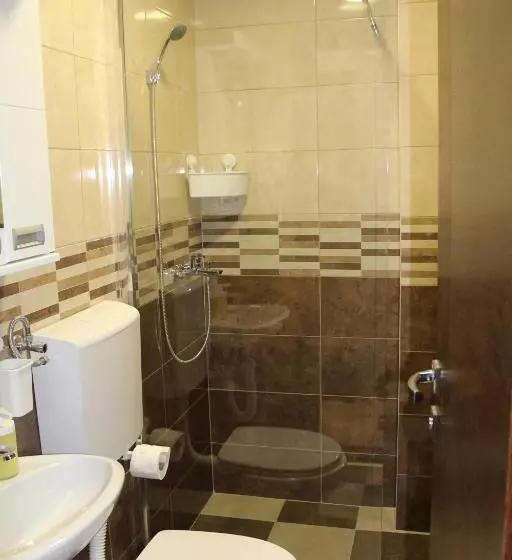 تختخواب و صبحانه Vila Madera Pribojska Banja