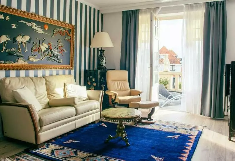 Boutique Hotel Joli Bois