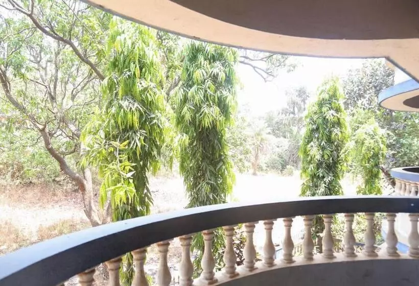 ホテル Ronak Cottage