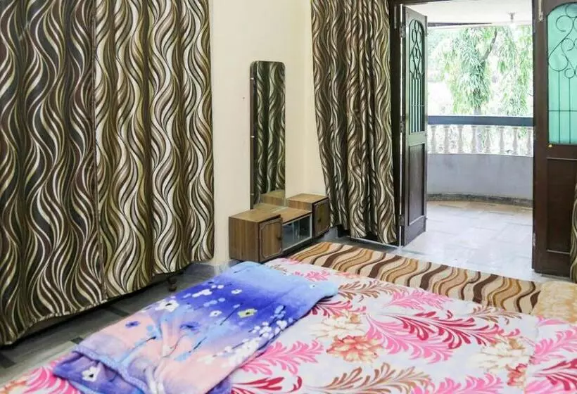 ホテル Ronak Cottage