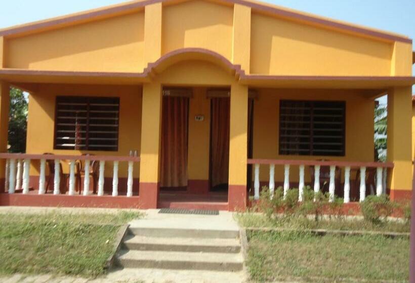 ホテル Tarangamala Resort