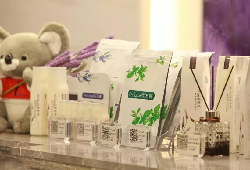 Lavande Hotel Linyi People S Square Branch