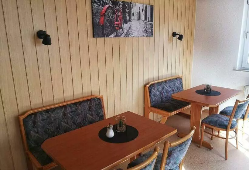 Majatalo Lindenhof Falkenberg