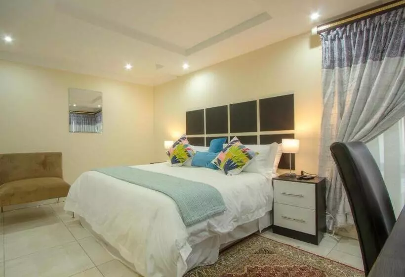 Majatalo Royal Hills Lodge And Spa