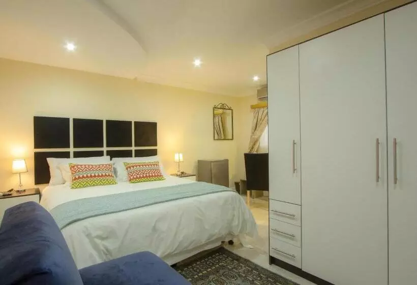 Majatalo Royal Hills Lodge And Spa