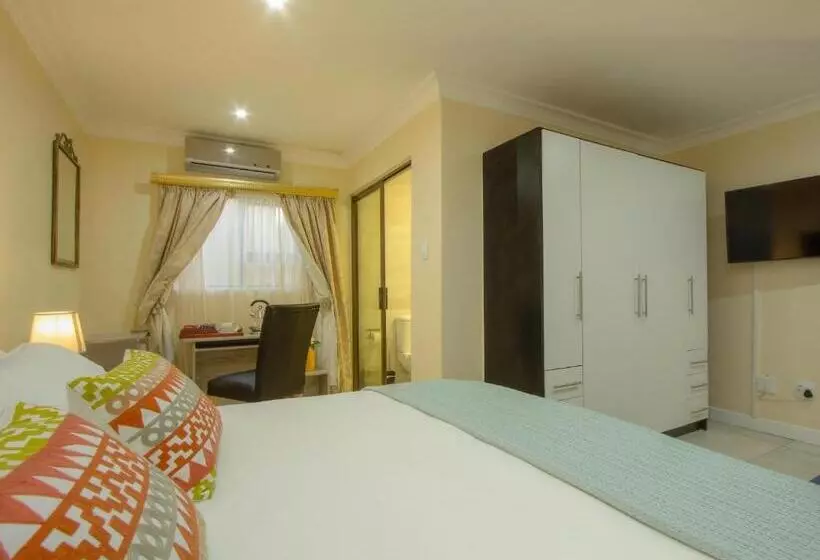 Majatalo Royal Hills Lodge And Spa