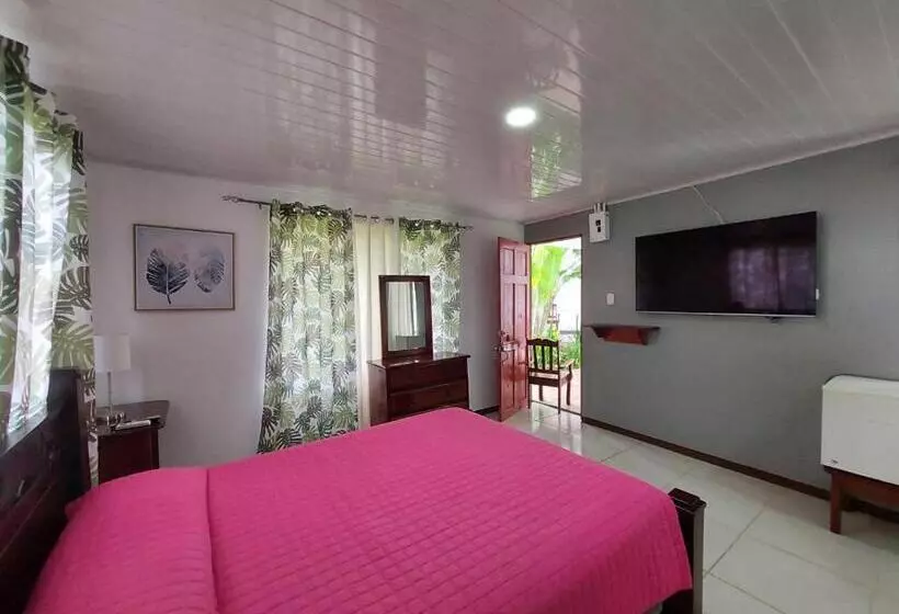 Hotelli Hôtel Pez Gallo