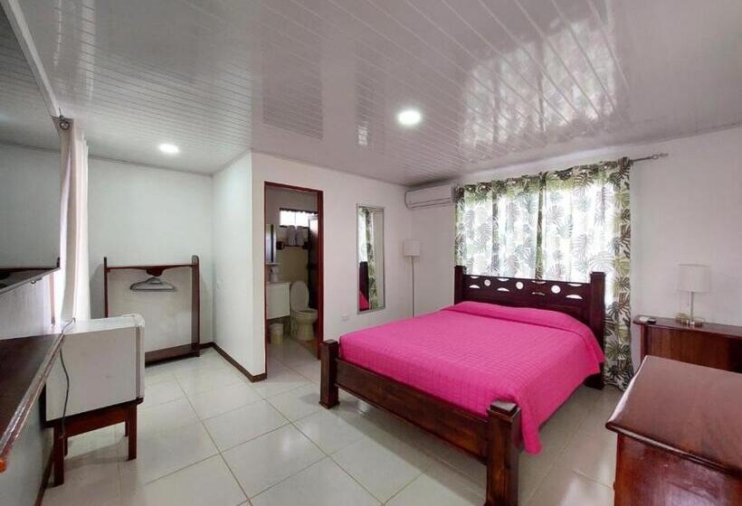 هتل Hôtel Pez Gallo