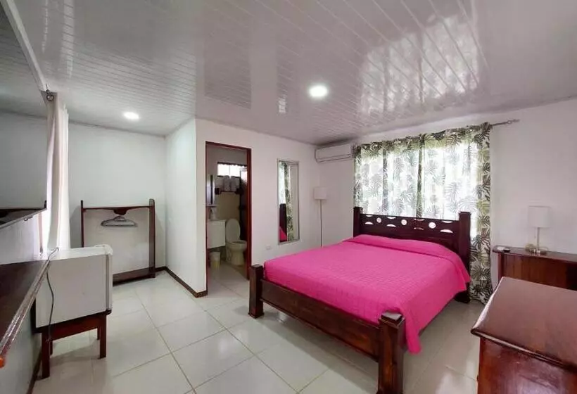 Hotelli Hôtel Pez Gallo