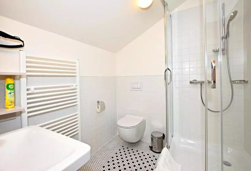 ホテル Pivovar řevnice